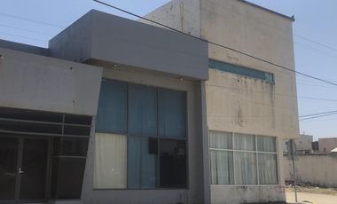 Venta de Edificio Comercial o Renta de Locales y Oficinas en esquina de Calle Altamirano, Col. Playa Sol. Coatzacoalcos, Ver.