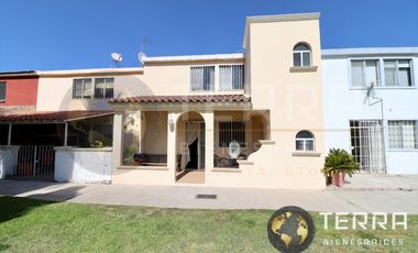 VENTA CASA  Villas del Benavente I Celaya