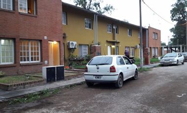 Duplex 3 Ambientes Con Fondo. Oportunidad .