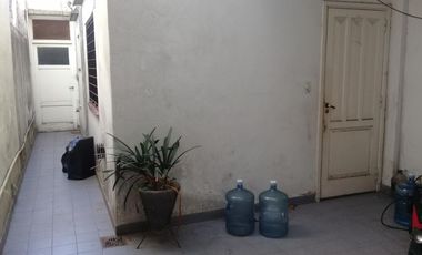 PH PLANTA BAJA CON PATIO Y JARDIN