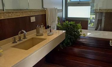 Casa 3 dormitorios en lote de 1800mts2 - Haras del Sur I