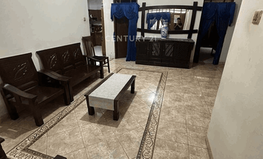 Rumah 2 Lantai Dengan Halaman Belakang Di Mergangsan
