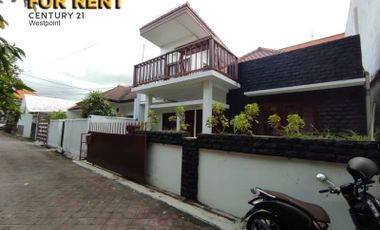 Di Sewakan Rumah 2 Lantai 3 Bedrooms Full Furnished Dekat Pantai Berawa, Canggu Bali