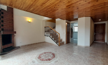 casa en arriendo en salitre. Cod A4020701