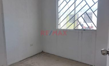 Alquilo  Casa En Urbanizacion Palma Real