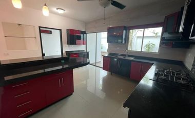 CASA EN VENTA EN LA COLONIA MANUEL NIETO EN BOCA DEL RIO,VERACRUZ