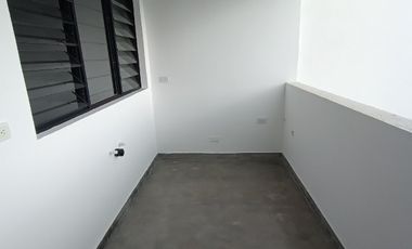 casa en arriendo en santa mónica residencial. Cod A1009