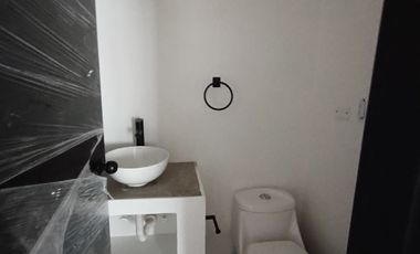 casa en arriendo en santa mónica residencial. Cod A1009