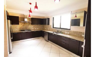 APARTAMENTO 3REC AMOBLADO EN EMBASSY CLUB