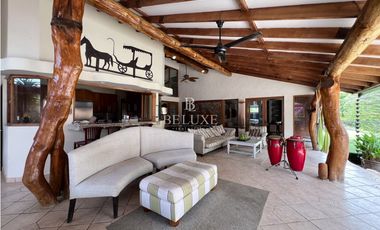 VENDO CASA EN CORONADO COUNTRY CLUB (2)