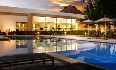 Casa en Residencial con casa club y alberca