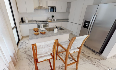 Casa en Residencial con casa club y alberca