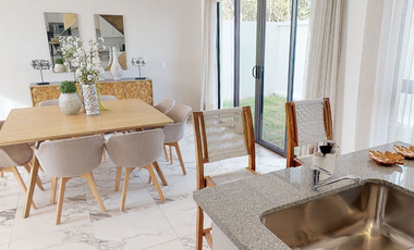 Casa en Residencial con casa club y alberca