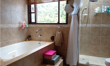 CASA EN ARRIENDO SECTOR DE ENVIGADO EL ESCOBERO