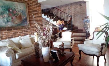 CASA EN ARRIENDO SECTOR DE ENVIGADO EL ESCOBERO