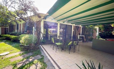 Hermosa Casa de Una Planta en Venta
