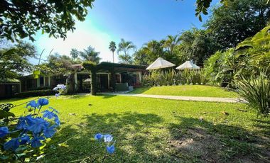 Hermosa Casa de Una Planta en Venta