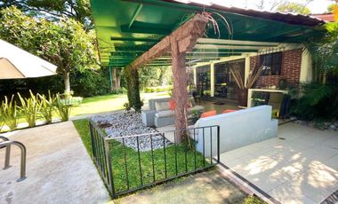 Hermosa Casa de Una Planta en Venta