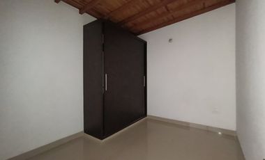 casa en venta en la nueva floresta. Cod V31295
