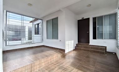 casa en venta en la nueva floresta. Cod V31295