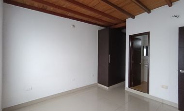 casa en venta en la nueva floresta. Cod V31295