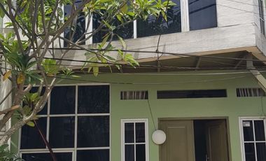 Rumah LB 125 Hadap Selatan SHM 9 Menit ke RS Hermina Serpong J-45396