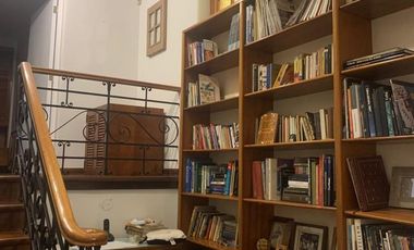 ACOGEDORA CASA EN VENTA EN EXCELENTE UBICACION, AURORA-MIRAFLORES