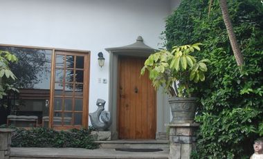 ACOGEDORA CASA EN VENTA EN EXCELENTE UBICACION, AURORA-MIRAFLORES