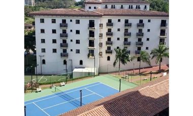 Se Alquila o se vende Apto en Embasy village