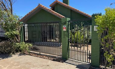 Amplia casa en venta sector lomas de Santa Maria