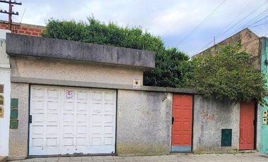 Casa en  VENTA SUIPACHA AL 500 SARANDI