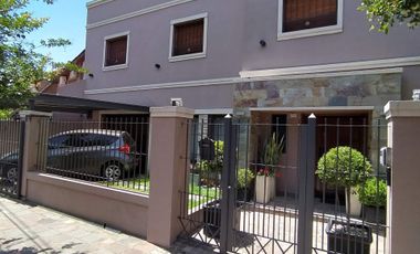 Casa 7 amb. cochera Pileta Hipódromo San Isidro
