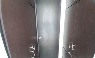 apartamento en arriendo en bosques de fonderella piso 9. Cod A13815