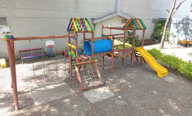 apartamento en arriendo en bosques de fonderella piso 9. Cod A13815