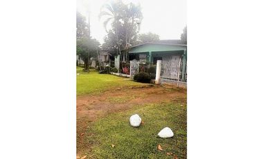 LOTE COMERCIAL CON CASA EN VENTA