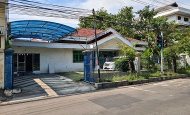 Disewakan Rumah Hunian Nyaman Aman Lokasi di Jl. Sukomanunggal Jaya