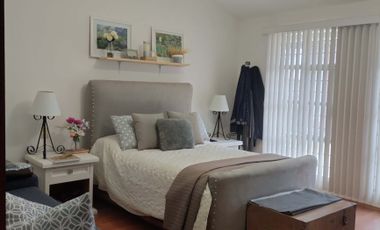 VENTA Casa de campo, alberca, cancha de tenis, amplio jardin.