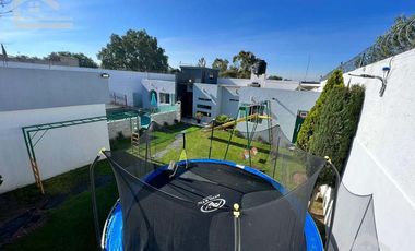 HERMOSA CASA EN VENTA CON ALBERCA EN TIZAYUCA, SE ACEPTA PERMUTA por CASA EN ZONA PLATEADA o SAN JAVIER