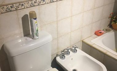 Venta, hermosa propiedad en Villa de Mayo