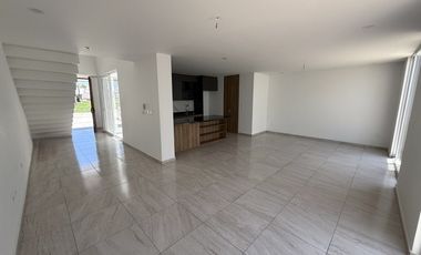 SURPONIENTE EN XARAMA HERMOSA Y FUNCIONAL