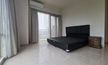 For Rent 3 BR Modern Furnished Apartment at Senayan Residence