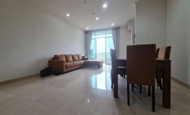 For Rent 3 BR Modern Furnished Apartment at Senayan Residence