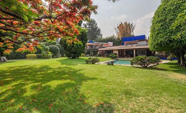 Vendo casa en Rancho Cortes , Cuernavaca, con amplio jardín