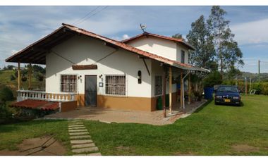 Casa Campestre en Venta vereda Los Pinos en Rionegro