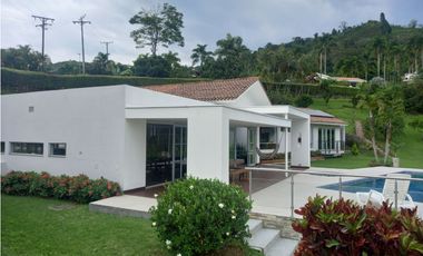 VENTA CASA CAMPESTRE SAN BERNARDO DEL VIENTO, CALDAS
