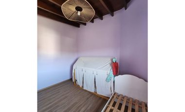 VENTA CASA 3 DORMITORIOS BARRIO CERRADO LOMAS DEL REY MAYU SUMAJ