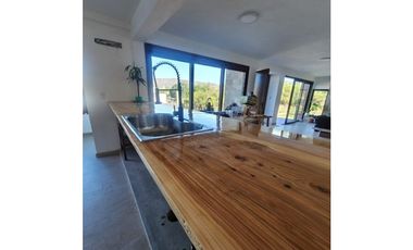 VENTA CASA 3 DORMITORIOS BARRIO CERRADO LOMAS DEL REY MAYU SUMAJ