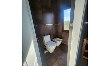 VENTA CASA 3 DORMITORIOS BARRIO CERRADO LOMAS DEL REY MAYU SUMAJ