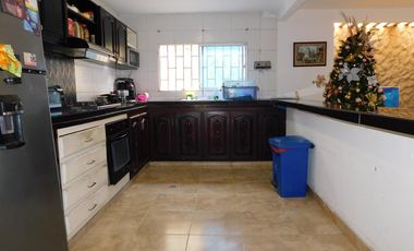 casa en venta en oriental. Cod V91103