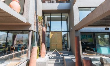 Casa en Venta en Golf Lomas de La Dehesa con Cerro Punta de Damas